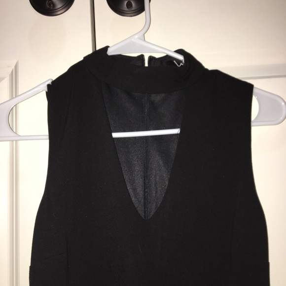 Black lulus dress - Picture 2 of 3